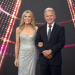 Vanna White viaja para o Havaí para apoiar o ‘Forever Friend’ Pat Sajak