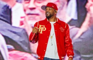 Os ícones do punk rock dos anos 90 trolls estarão Smith em cima do Augud RLD Chold Chold Chold Chold Chold Chold Chold Chold