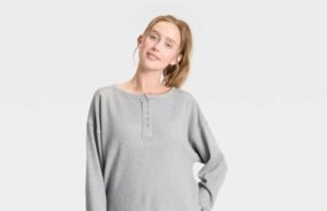 A confortável manga longa do Target WAFAF Top Aeri versão 2x parece o preço