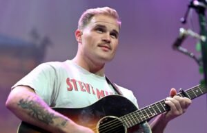 Zach Buryan History of Zaccher: Cite deve com sua velha, meninas