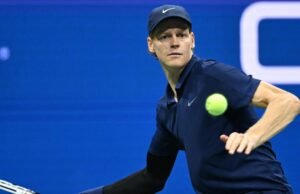 Fan mantém tentando roubar algo do Jannik uma bolsa de um substituto de um substituto, publicamente