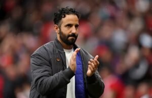 Adam The United Star, pessoas de 35 anos “assinam este lugar” para este lugar “