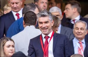 Liverpool ” ‘Guru de transferência de Iceman e entregou a maior janela de tradução e por que as meninas Hugo Ekitike Halland e Kylian Mbappe