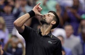 Novak Jokovic bate no corpo para instalar as semifinais abertas com Carlos Alkaralas