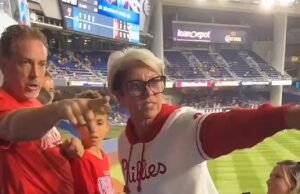 Fã muito bonito para dar novas fotos para as bolas de RH para a bola de HR