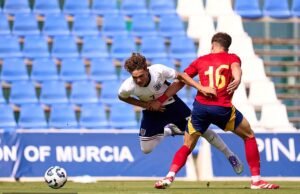 A dança Maxar da estrela do Arsenal é a história da história inglesa, uma sensação de 15 anos