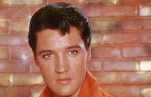 Neste dia, Elvis Presley escreveu seu primeiro álbum de Natal
