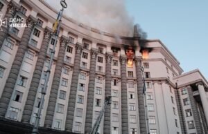 A onda de bomba russa contra a cidade de Kyiv arruinou a casa ucraniana da cabinen