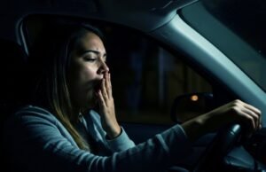 36-NECESSO FULHAS Depois de atingir uma grande onda que deixou sua guerra em sua vida