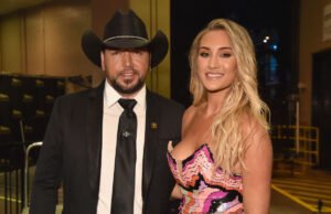 A esposa de Jason Aldean mostrará que ele está se recuperando de um papel de luzes: ‘Eles devem ir para enfrentar’