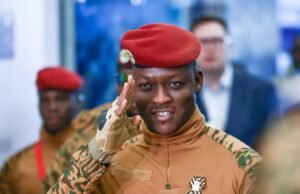 Burkina Faso aprecia uma lei que pune a homossexualidade ou cinco anos de prisão