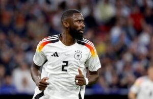 Rudyger gritou para ternos alemães