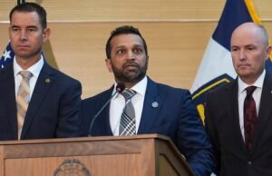 Charlie Kirk incentiva a controvérsia sobre comentários sobre assassinatos e Kash Patel