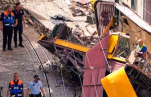 Professor da Faculdade de Charleston em 16 mortos em um incrível acidente de avião Lisboa