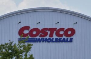 Costco lembra a assinatura do prosecco Kirkland pelo risco de garrafas
