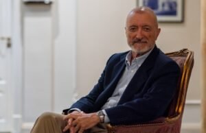Arturo Pérez-Revert de volta com uma nova viagem a ‘Alatiso’: “Livro que não gosta da esquerda ou da direita”