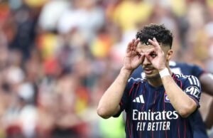 22 € 98,5m – AS>