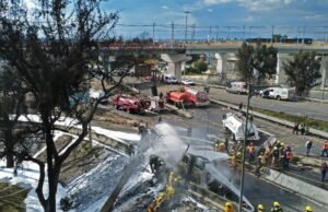 Cidade do México está matando três e 70