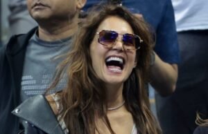 Love Katie Holmes, a jaqueta de fogueiras de Girl de Katie? Copie o de $ 35