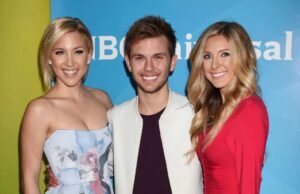 Chase e Savannah Christley mostram uma conversa por trás da saudação e Lindsie