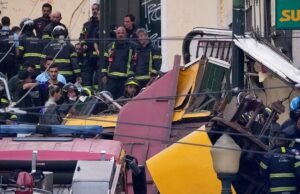 Glórria descarrila em Lisboa, matou pelo menos 15 pessoas e feriu 18