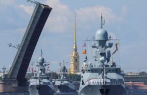 A Dinamarca entrevistou o navio russo com voo de drone no aeroporto