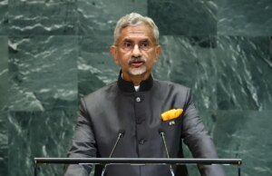 Ministro das Relações Exteriores da Índia destaca os dentes do respeito do comércio mundial