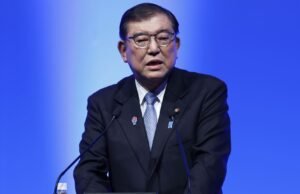 Primeiro Ministro do Japão Sigeru Ishiha anuncia renúncia com pressão para mudar