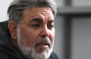 O poder jurídico avaliará 1º de outubro, enquanto Andrés Harrovo e Ezés Harrovo e Prosecase Ethizabeth Peralta está na prisão