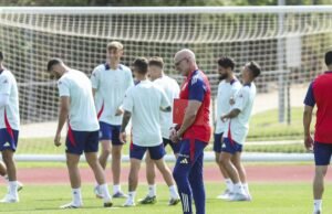 O time de futebol de futebol se concentra na segunda -feira para a Bulgária e Türkiye