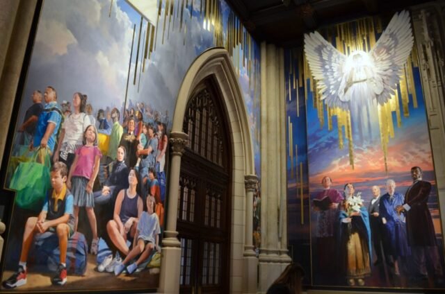 New-Yorks-St-Patricks-Cathedral-Unveils-Massive-Mural-Honoring-Immigrants-1085x719.jpg