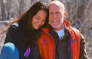 Bruce Willis expressou como o acusado pelo acusado pelo procedimento: “Temos nossa própria língua”