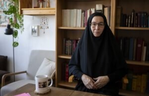 A irmã da freira ortodoxa Larin foi removida do status monástico depois de ler a guerra de Moscou