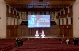 Vigília Vigília para Charlie Kirk designado no Kennedy Center em DC