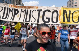 O protesto explodiu no DC resistiu ao reparo da política federal
