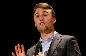 Os serviços de memória pública como ator conservador Charlie Kirk foram planejados no Arizona