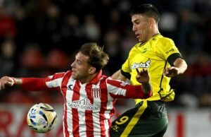 Os alunos estão sobre a defesa e a justiça no final da 9ª Data da Competição de Clausura