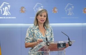 Acrescentando que Díaz tem sido um destaque, apesar de derrotar as horas de trabalho de trabalho e verificar sua voz duro contra o JUNS