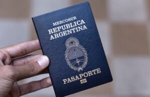 Pedindo aos cidadãos argentinos que revisassem milhares de passaportes para falhar em segurança em fazer seu
