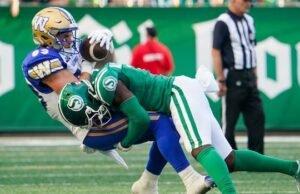 Sra. Rukriders Edge Blue Bump Blue 34-30 com uma interceptação tardia