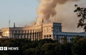 A Rússia visa as entradas ucranianas com um míssil de cruzeiro em ataque histórico