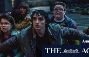 Serviços de reparo de serviços para fazer estratégias sobre o aumento do preço e da concorrência para os espectadores