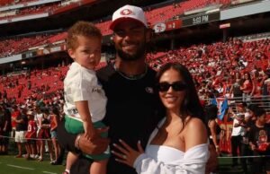 Sydney Warner de Bachelor oferece um site 49ers de Fred Warner