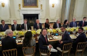 Os gigantes da tecnologia valem cerca de US $ 600 milhões em infraestrutura dos EUA durante o jantar