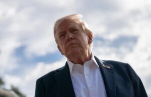 Trump enfrenta “terrível” de uma igreja em Michigan, exigindo o fim da violência