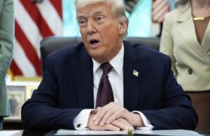 O governo Trump visa um navio venezuelano com uma greve de drogas, mate três