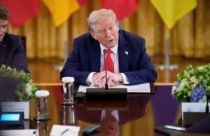 Trump chama a grande penalidade em Moscou, exigiu a entrada do petróleo russo