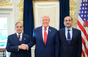 Trump postou o líder no Paquistão na Casa Branca durante a entrevista