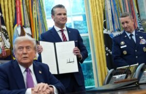 Trump visitou o Departamento de Defesa do Estado de Departamento de Guerra