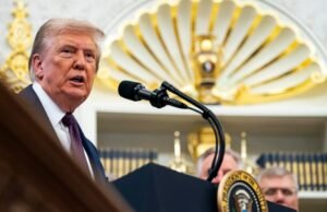 A etapa retorna ao estado de Chicago, porque Pritzker de Prizker nega a interferência federal